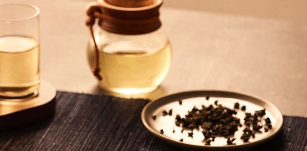 Oolong Tea Health Benefits | A Cup of Oolong Goes a Long Way